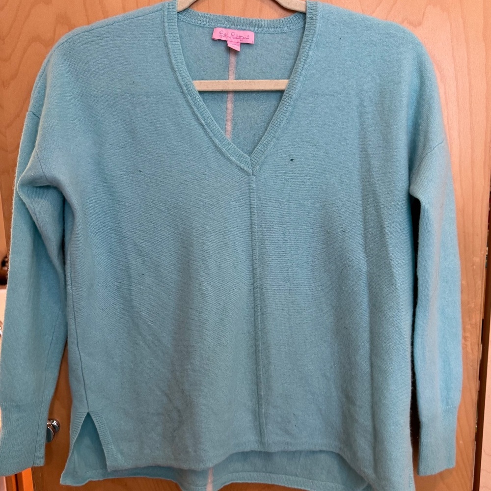 Lilly Pulitzer  blue cashmere sweater size xxsmall